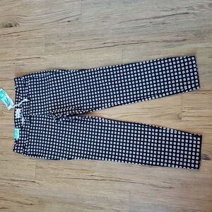 Old Navy Black and White Cropped Pants